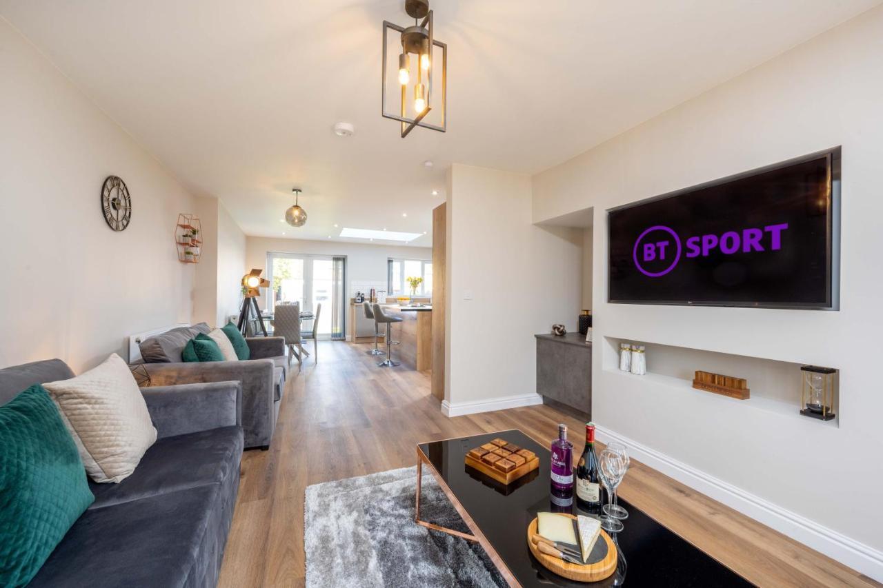 The Oaklands - Luxury Spacious 6-Bed, Near Solihull, Birmingham City, Jlr, Nec, Airport, Resorts World, Hs2 מראה חיצוני תמונה