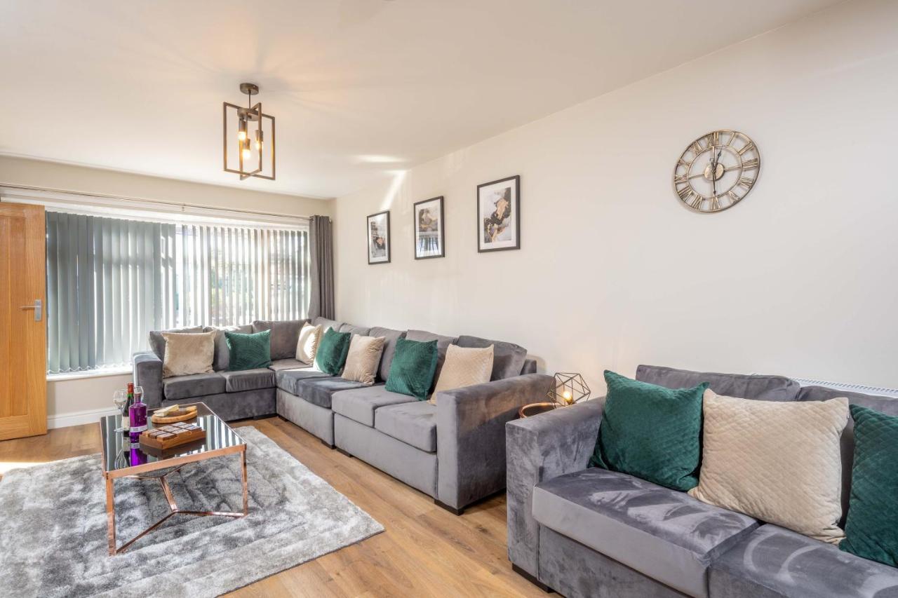 The Oaklands - Luxury Spacious 6-Bed, Near Solihull, Birmingham City, Jlr, Nec, Airport, Resorts World, Hs2 מראה חיצוני תמונה