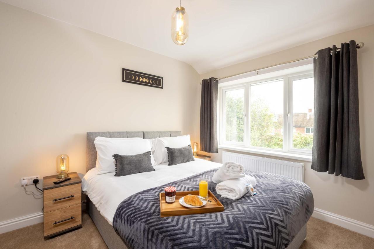 The Oaklands - Luxury Spacious 6-Bed, Near Solihull, Birmingham City, Jlr, Nec, Airport, Resorts World, Hs2 מראה חיצוני תמונה