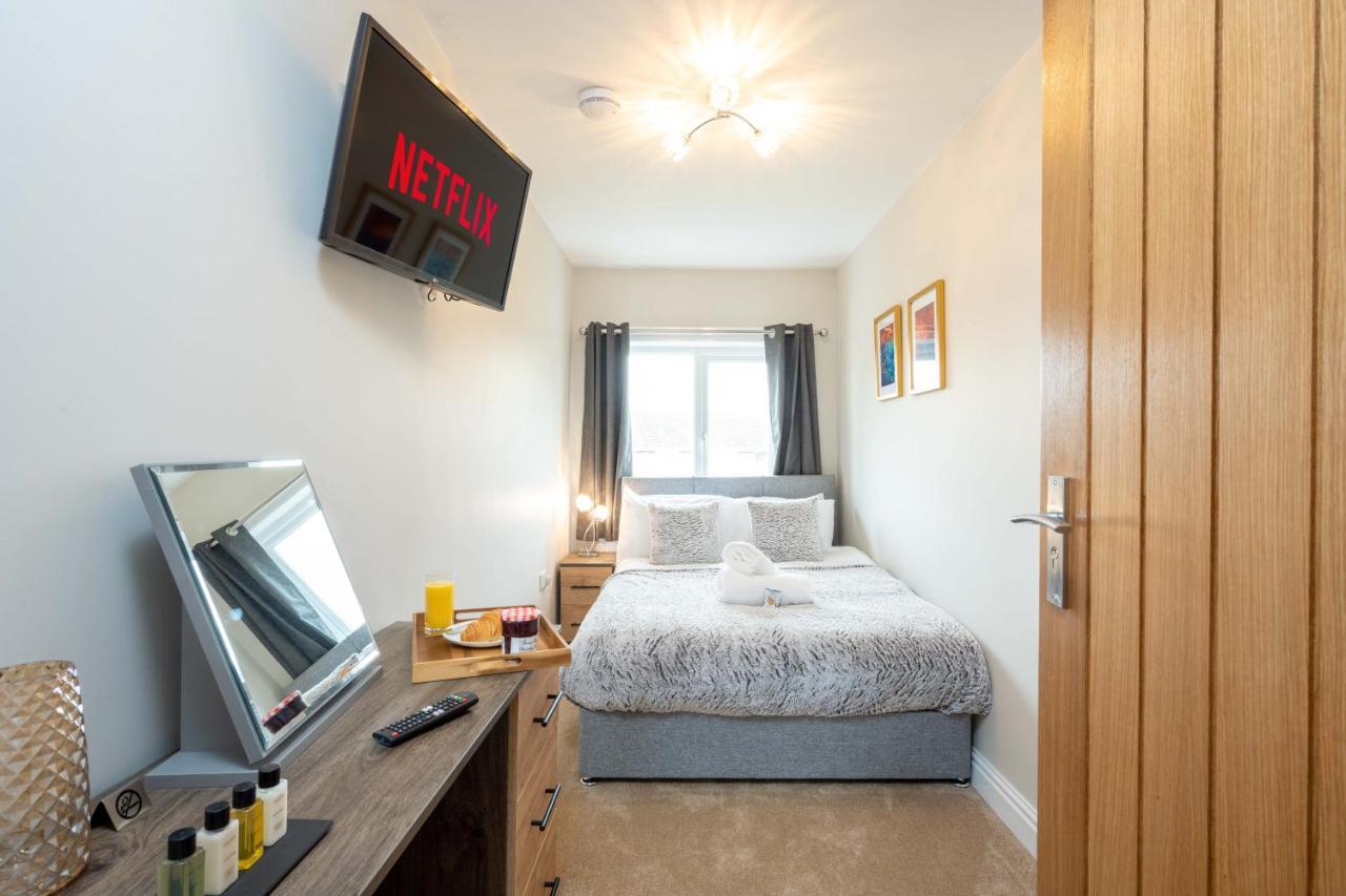 The Oaklands - Luxury Spacious 6-Bed, Near Solihull, Birmingham City, Jlr, Nec, Airport, Resorts World, Hs2 מראה חיצוני תמונה