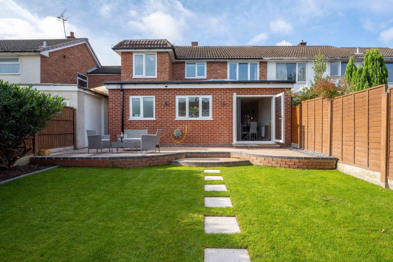The Oaklands - Luxury Spacious 6-Bed, Near Solihull, Birmingham City, Jlr, Nec, Airport, Resorts World, Hs2 מראה חיצוני תמונה